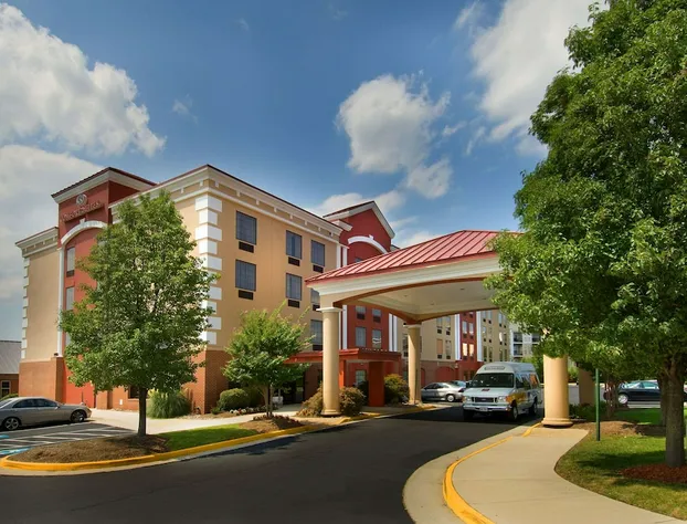 Comfort Suites Dulles Airport hotel detail image 1