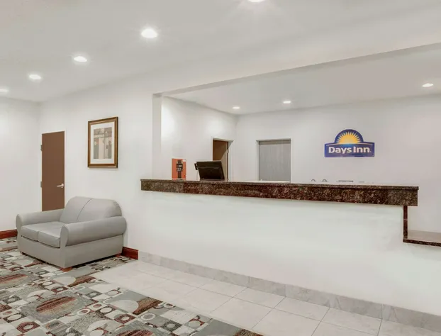 Days Inn by Wyndham Carroll hotel detail image 1