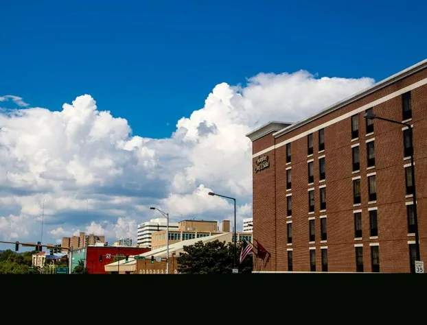 Hampton Inn & Suites Knoxville-Downtown hotel detail image 1