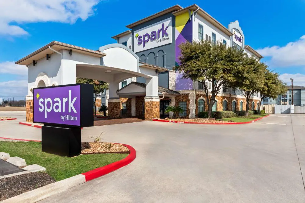 Spark by Hilton San Antonio near SeaWorld hotel hero