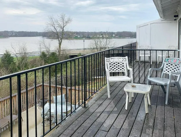 OYO Hotel Lake St Louis hotel detail image 3