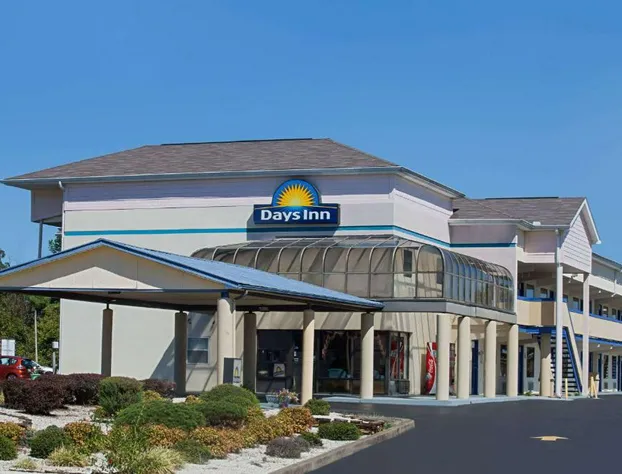 Days Inn by Wyndham Greeneville hotel detail image 1