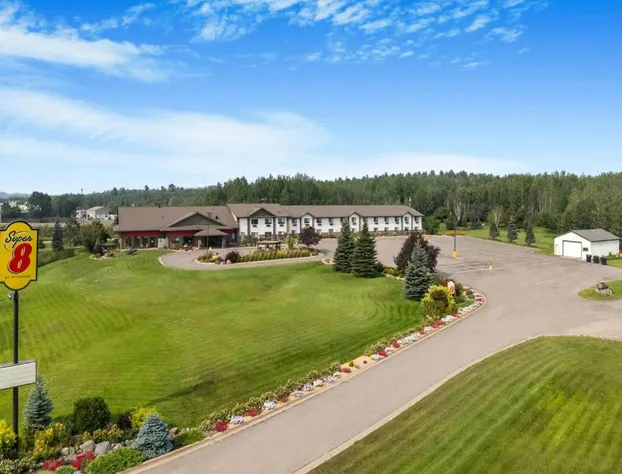 Super 8 by Wyndham Eveleth hotel detail image 4