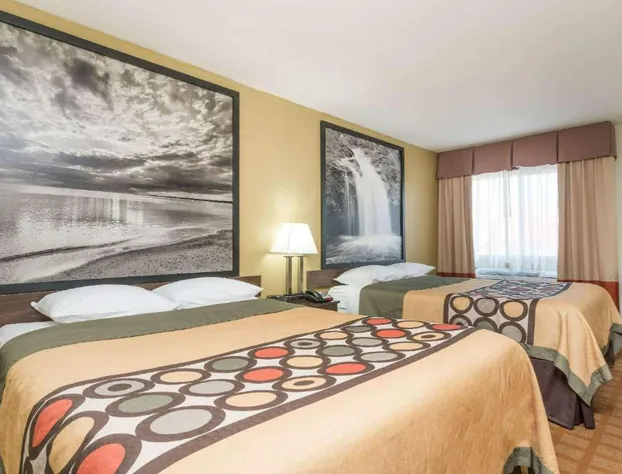 Super 8 by Wyndham Rice Lake hotel detail image 3