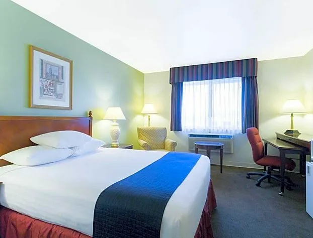 Super 8 by Wyndham Montpelier hotel detail image 3