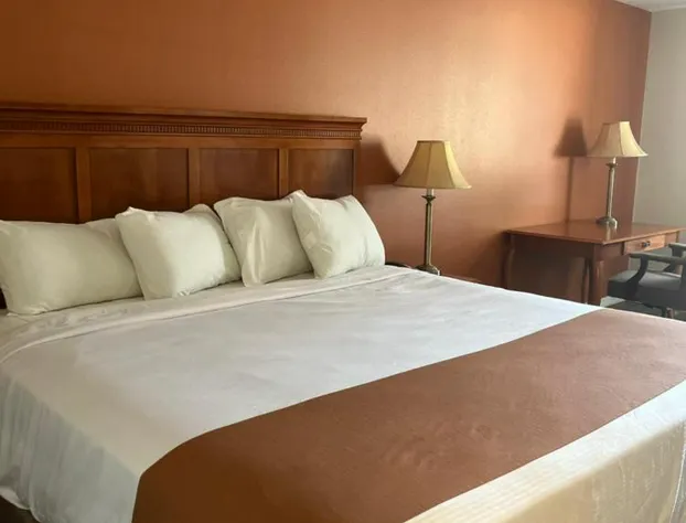 Regency Inn and Suites, Anoka hotel detail image 4