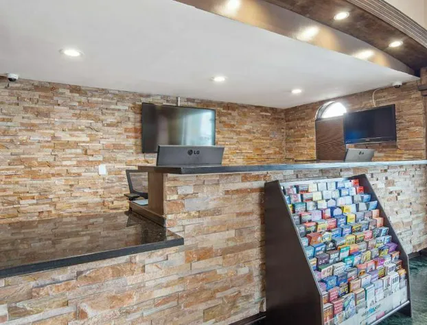 Best Western Pasadena Royale Inn & Suites hotel detail image 4