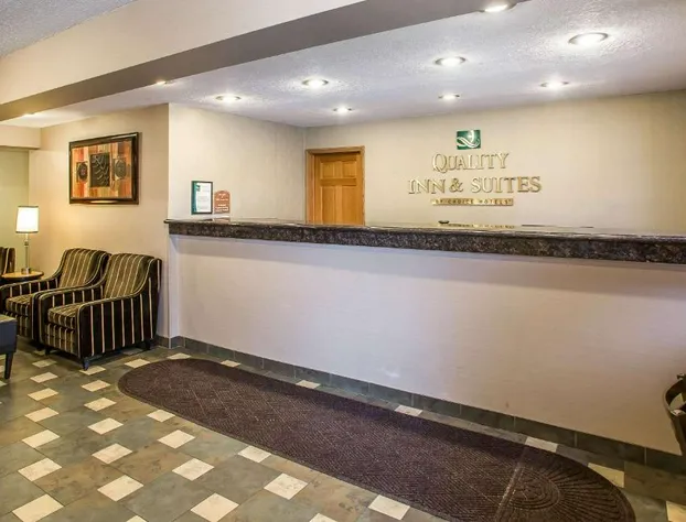 Quality Inn & Suites Marinette hotel detail image 4