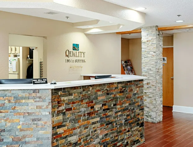Quality Inn & Suites Robbinsville hotel detail image 2