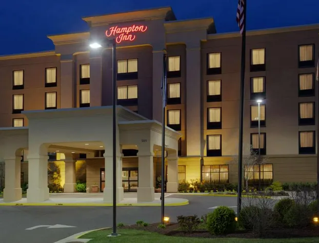 Hampton Inn Warrenton hotel detail image 1