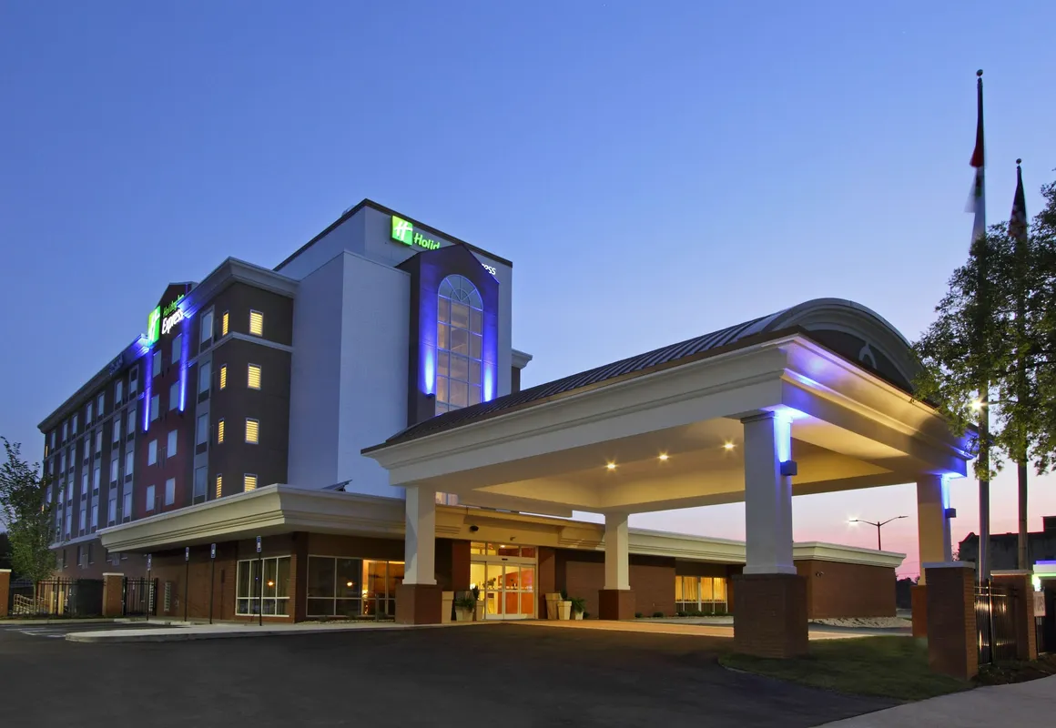 Holiday Inn Express Augusta Downtown by IHG hotel hero