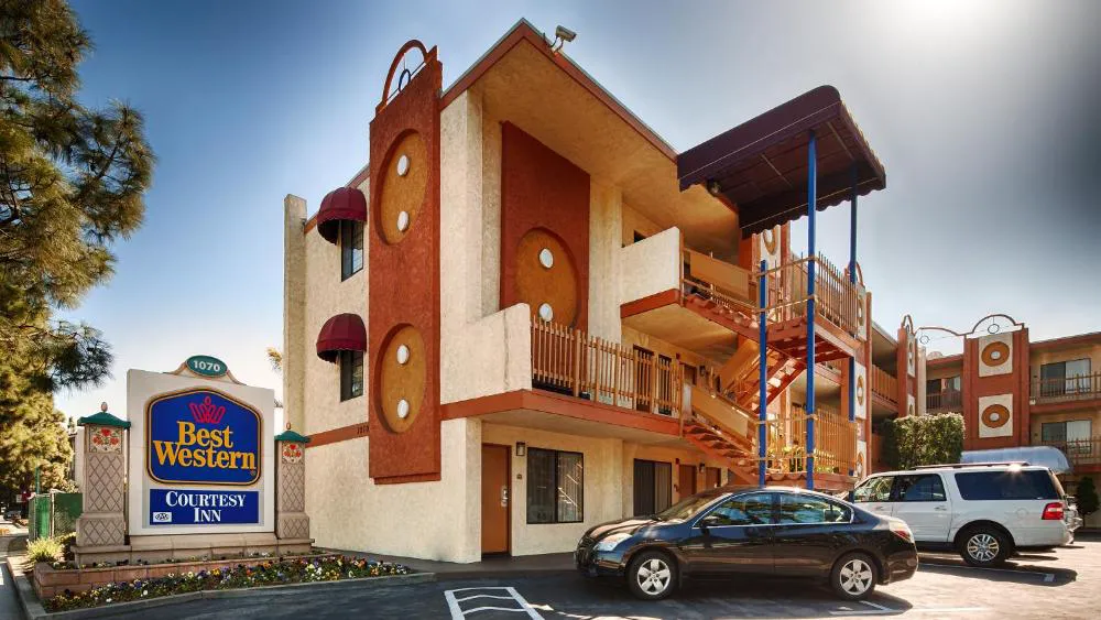 Best Western Courtesy Inn Hotel - Anaheim Resort at the Park hotel hero