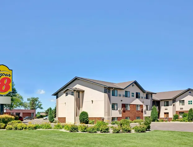 Super 8 by Wyndham Aberdeen East hotel detail image 1