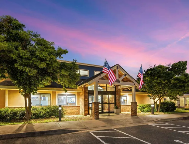 AmericInn by Wyndham North Branch hotel detail image 1