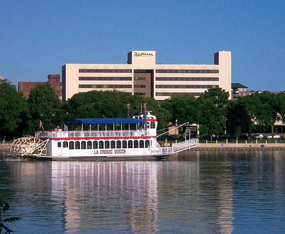 Radisson Hotel La Crosse hotel hero
