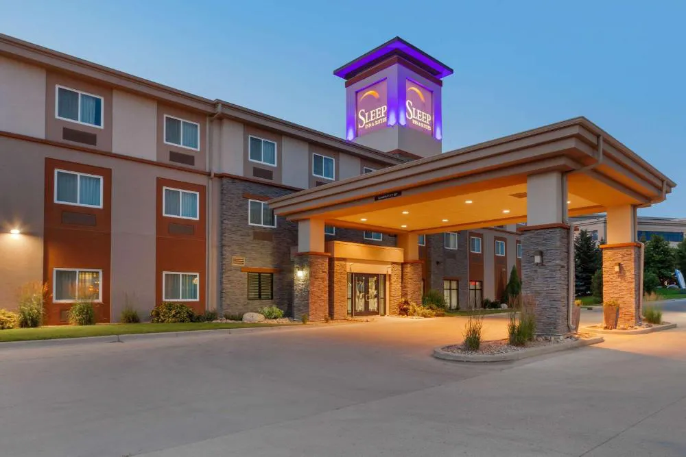 Sleep Inn & Suites Bismarck I-94 hotel hero