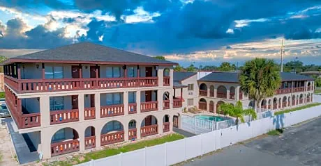 Sevilla Inn - Near Medieval Times hotel hero