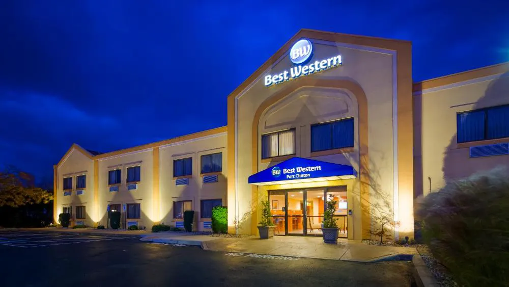 Best Western Port Clinton hotel hero