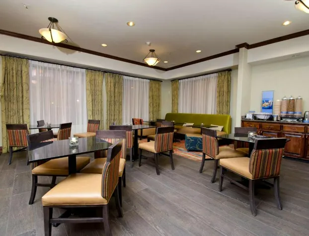 Hampton Inn & Suites Gallup hotel detail image 3