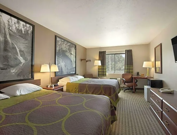 Super 8 by Wyndham Fremont NE hotel detail image 4