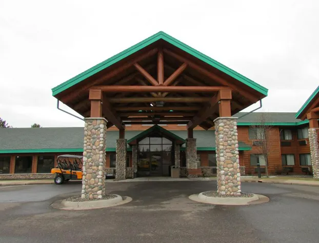 Shell Lake Lodge, a Travelodge by Wyndham hotel detail image 4