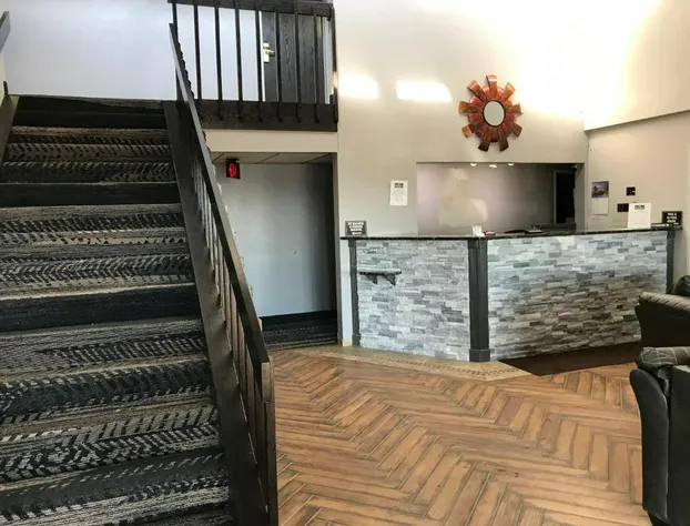 HomeTown Inn hotel detail image 3