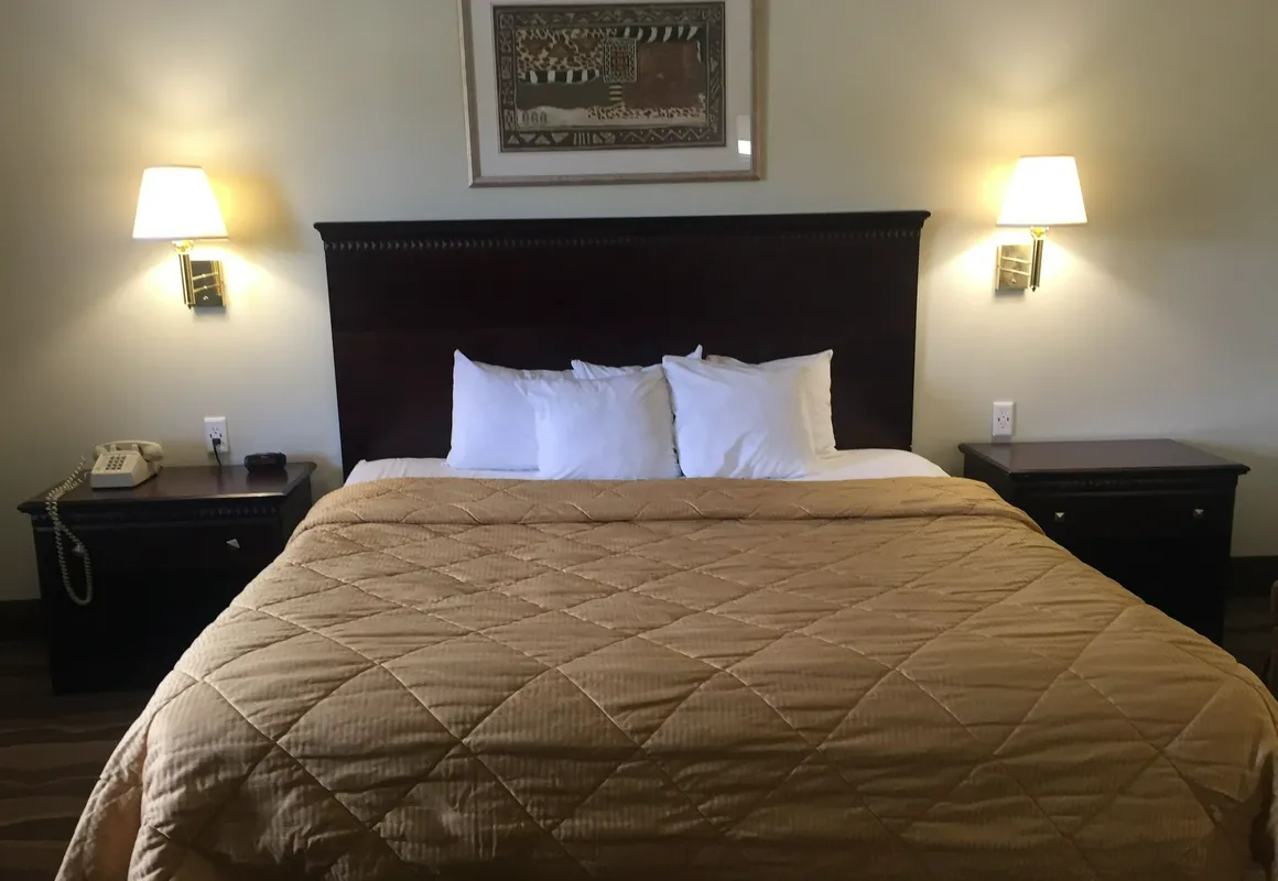 Budget Inn Farmington hotel hero