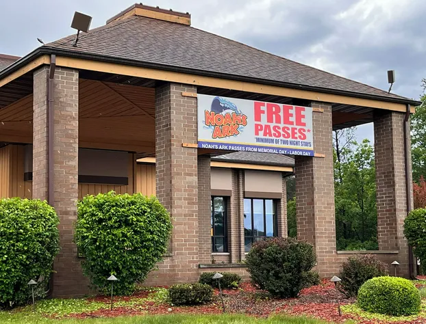 Best Western Ambassador Inn & Suites hotel detail image 2