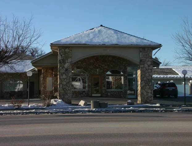 Econo Lodge Inn & Suites Vernal near Dinosaur Monument hotel detail image 1