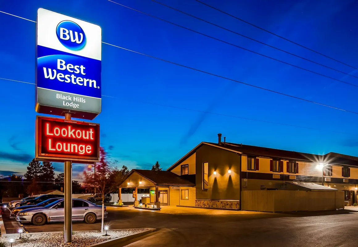 Best Western Black Hills Lodge hotel hero