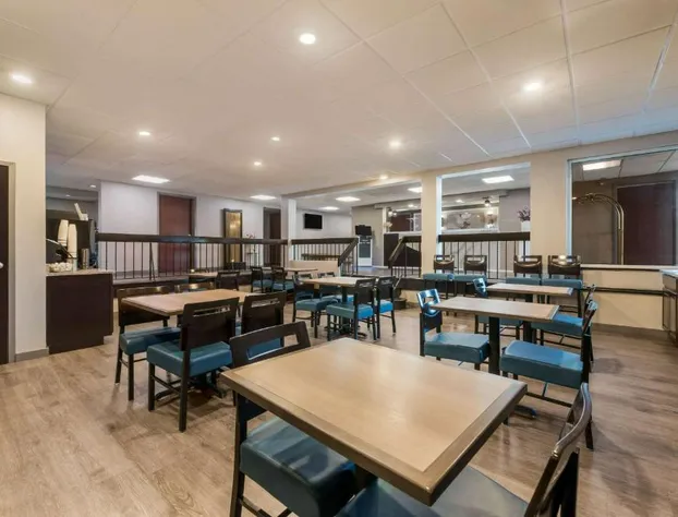 Baymont by Wyndham Westampton hotel detail image 4