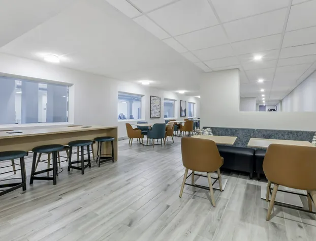 Comfort Inn & Suites hotel detail image 4