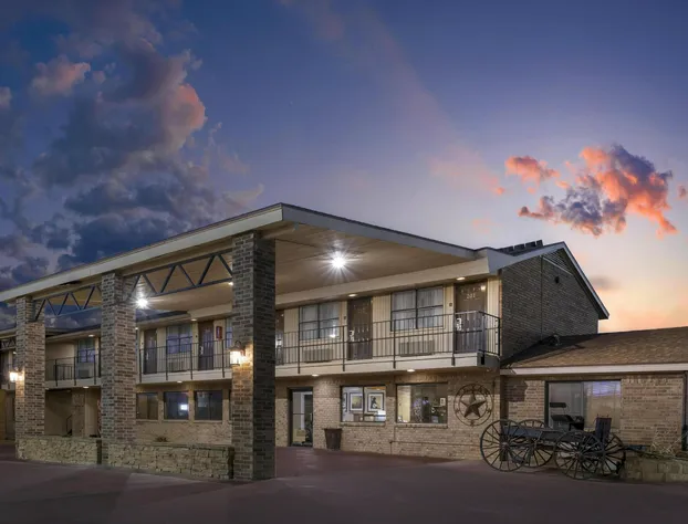 Best Western Caprock Inn hotel detail image 1