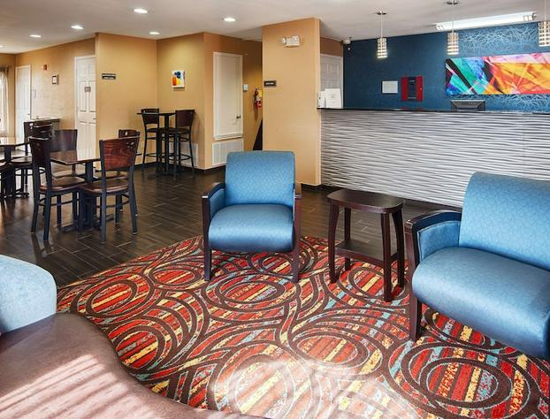 Best Western Cedar Inn hotel detail image 1