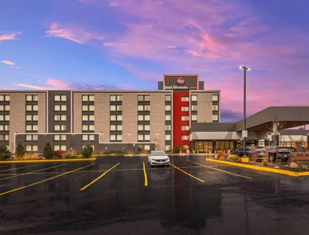 Best Western Plus Toronto North York Hotel & Suites hotel detail image 2