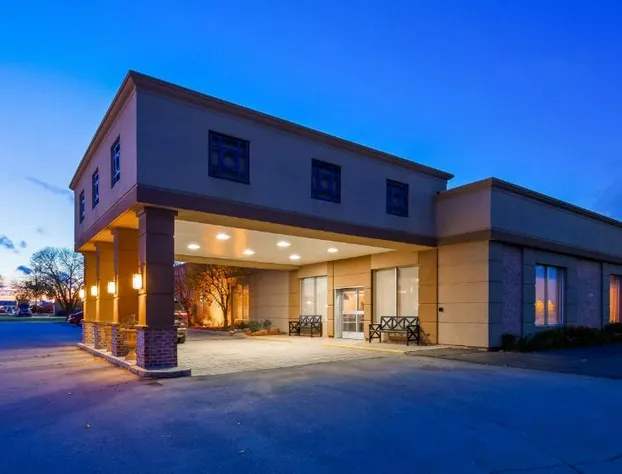 Best Western Crossroads Of The Bluffs hotel detail image 1