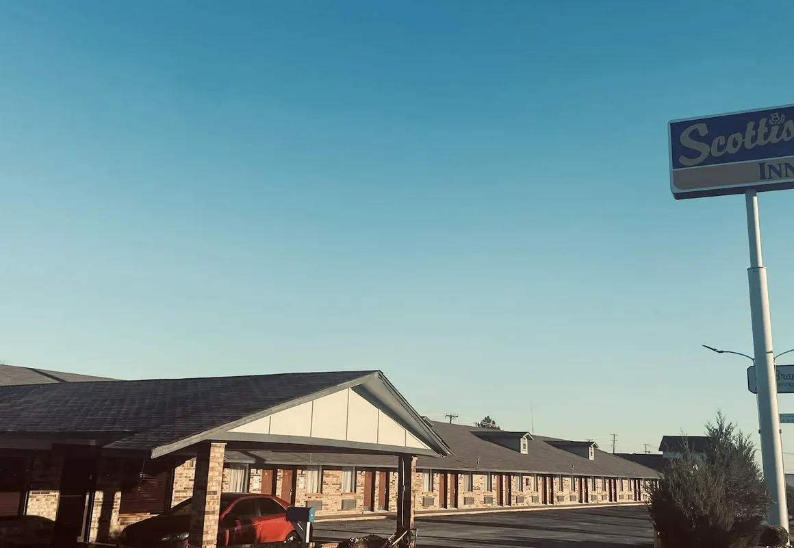 Scottish Inn Decatur hotel hero