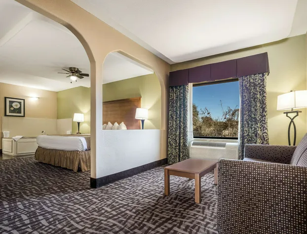 SureStay Hotel by Best Western Alice hotel detail image 4