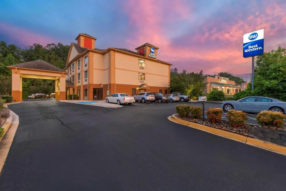 Best Western Seneca-Clemson hotel hero
