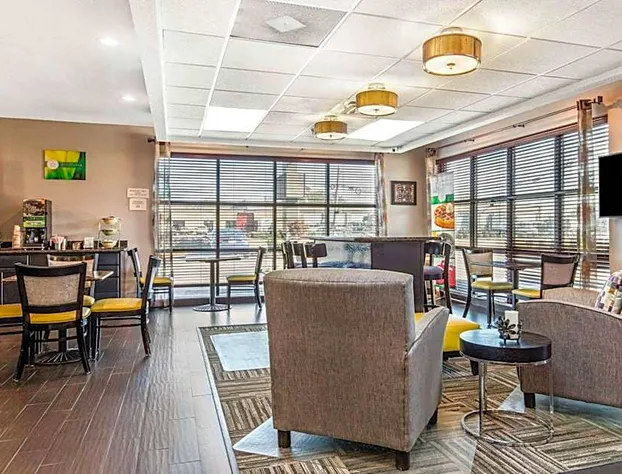 Quality Inn Memphis Airport hotel detail image 4