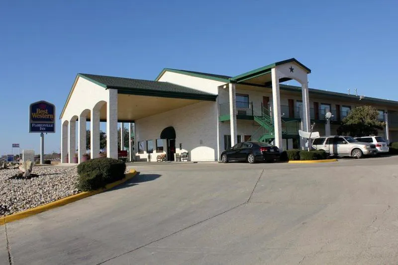 SureStay Hotel by Best Western Floresville hotel hero