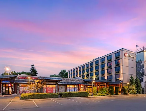 Best Western Plus Barclay Hotel hotel detail image 1