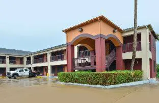 Americas Best Value Inn & Suites San Benito hotel detail image 1