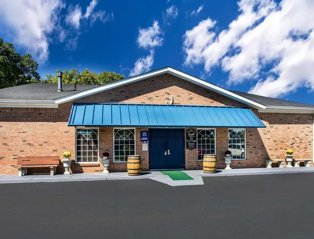 SureStay Hotel by Best Western Bardstown General Nelson hotel detail image 4