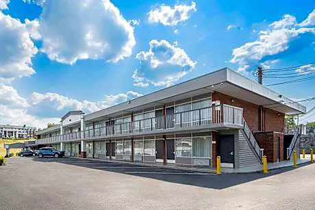 Quality Inn hotel detail image 1