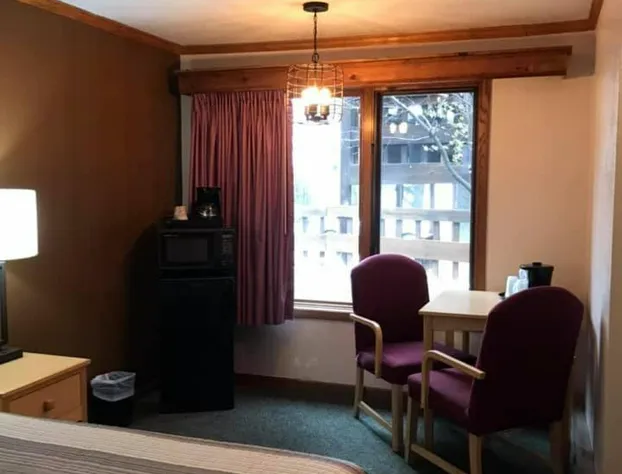 Centerstone Resort Lake-Aire hotel detail image 3