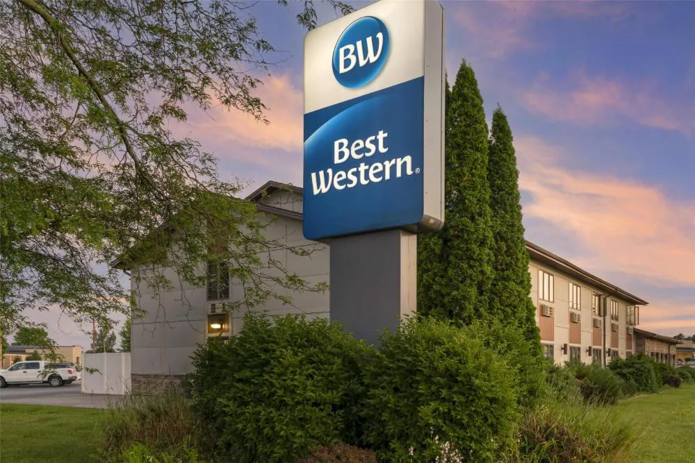 Best Western Maritime Inn hotel hero