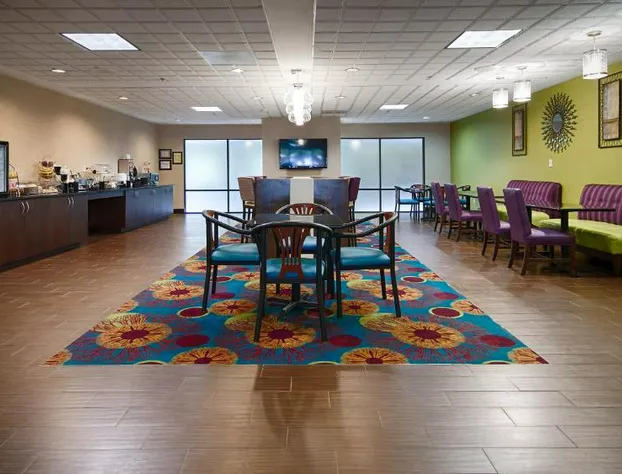 Best Western Plus McDonough Inn & Suites hotel detail image 3