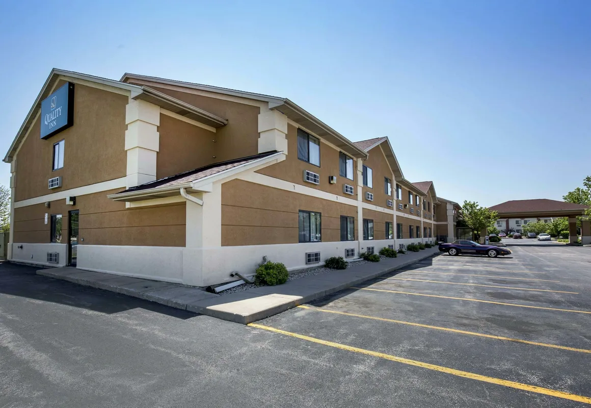 Quality Inn Monee I-57 hotel hero