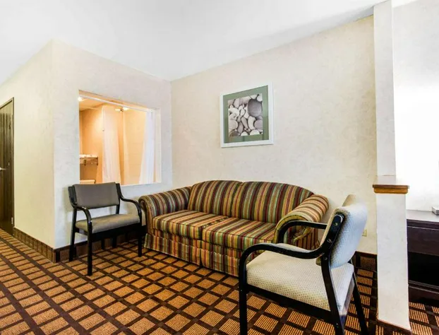 Quality Inn Monee I-57 hotel detail image 4